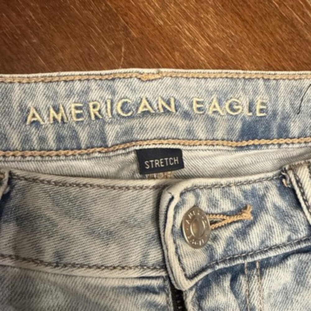 American Eagle Outfitters Super High Rise Baggy Wide Leg Light Wash Blue Size 4 - Picture 12 of 16